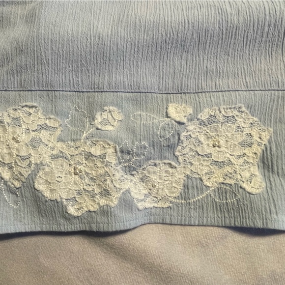 Vintage blue bunny womens size medium/large button down blouse - Picture 5 of 7